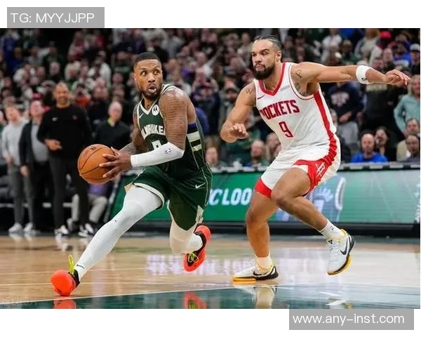 雄鹿与热火激战正酣巴特勒能否引领球队逆转胜局